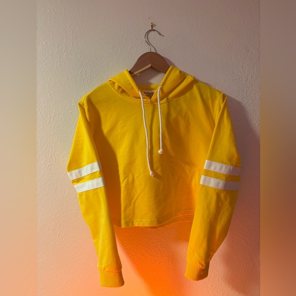 Perfashion Tops - Yellow Cropped Hoodie with White Stripes